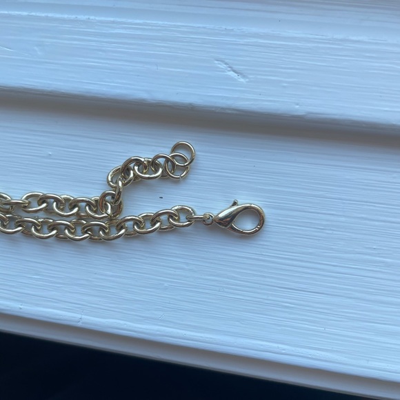 Gold starfish charm bracelet | 3 for $10 - Picture 3 of 3